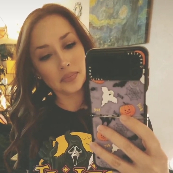 Casetify - Boo Halloween Galaxy Z-Flip 4 Case - Picture 6 of 7